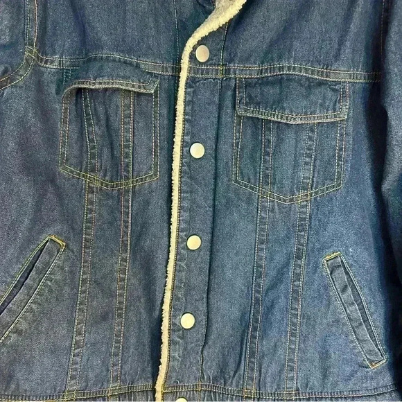 Vintage 90’s Sherpa lined denim jacket coat medium snap closure trucker barn - Picture 3 of 9